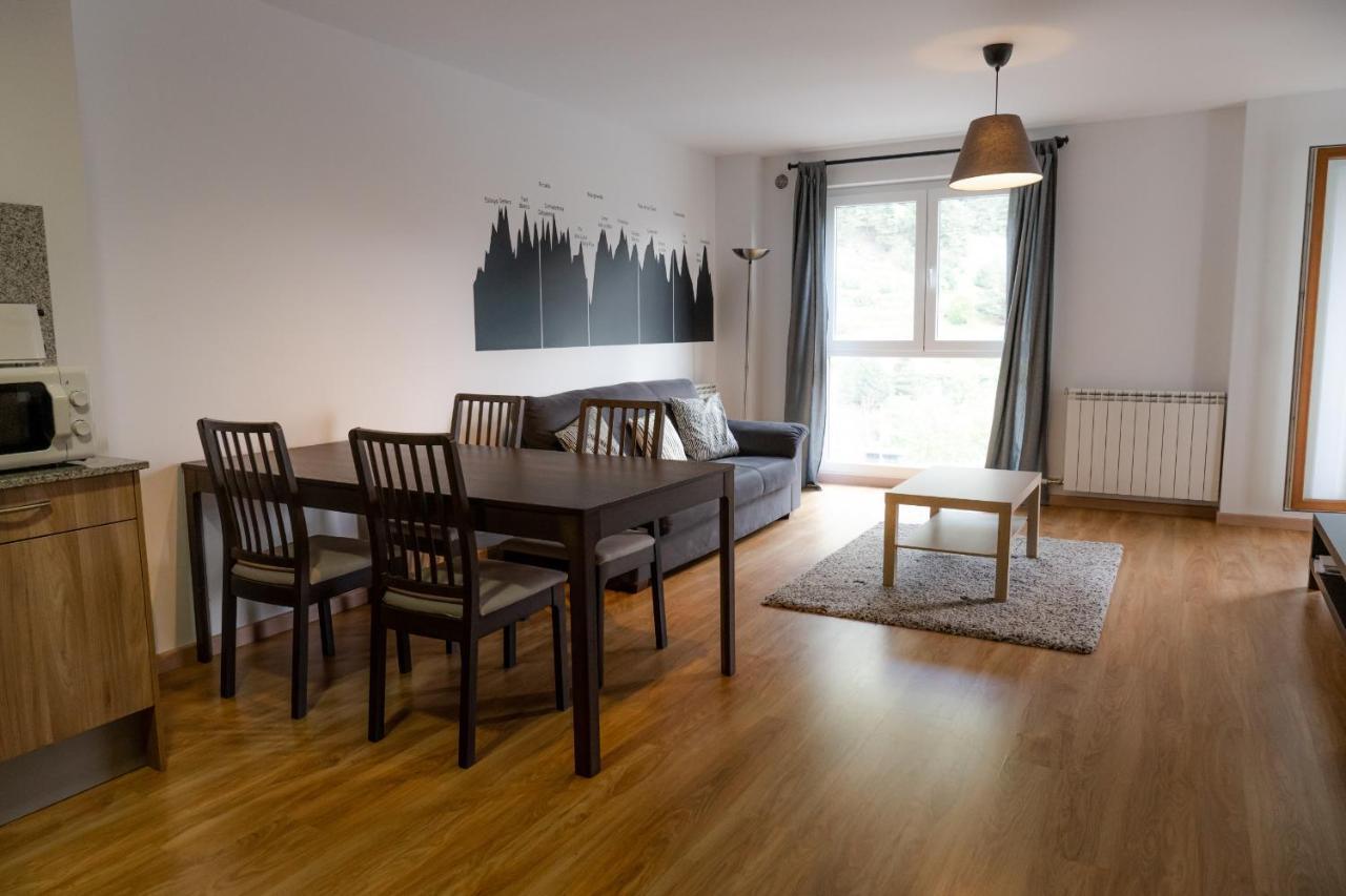 Apartamento Moderno El Bosque En Аринсал Екстериор снимка
